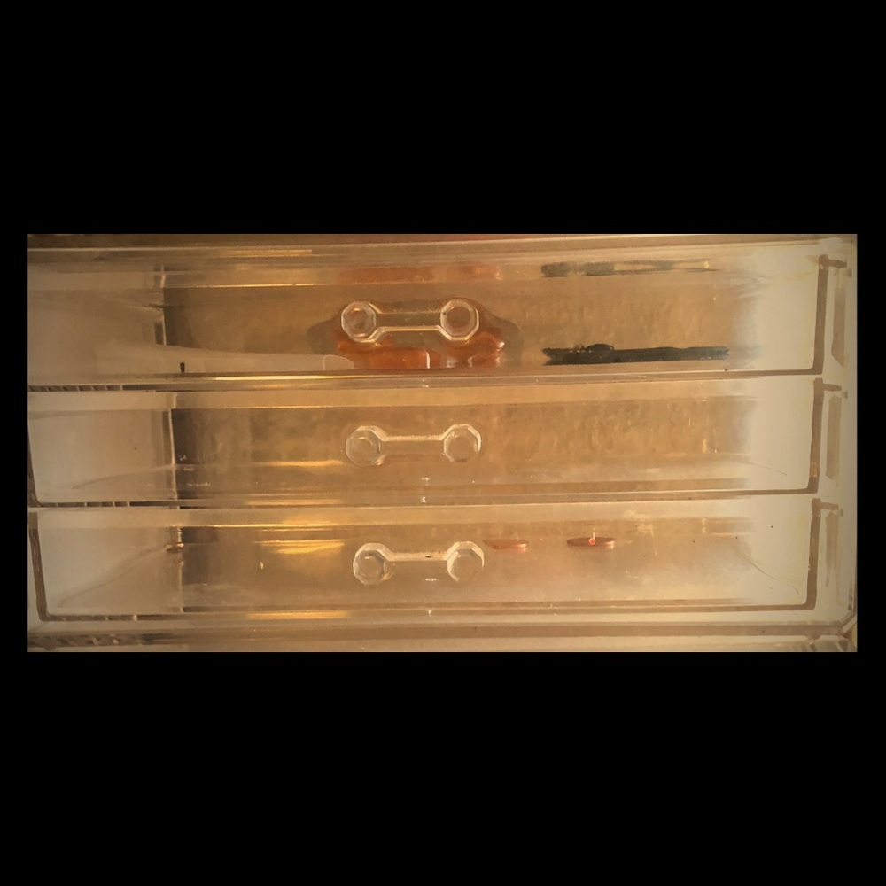 Clear makeup boxes